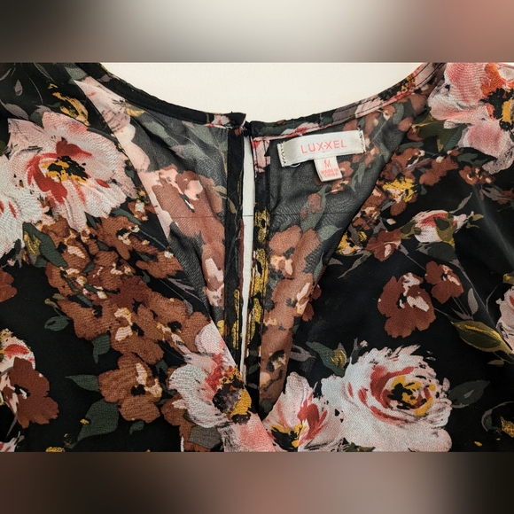 LUXXEL Ruffle Mini Dress - Picture 3 of 11